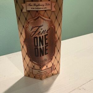Benefit Fine One One Sheer Brightening Color